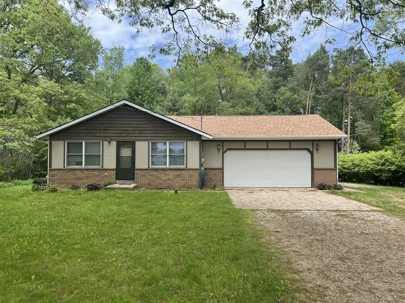 30300 64th Avenue, Lawton, MI 49065-7425