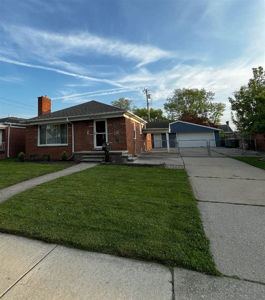1527 Arlington Avenue, Lincoln Park, MI 48146-1708