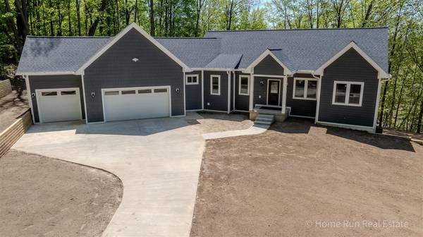 8828 Division Avenue, Byron Center, MI 49315-8813