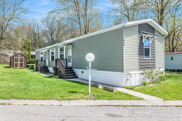 6922 Knotty Pine Street, Rockford, MI 49341