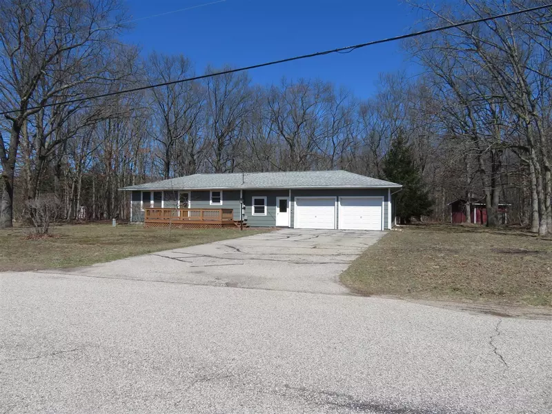 606 Wall Street, Update, MI 49626-9808