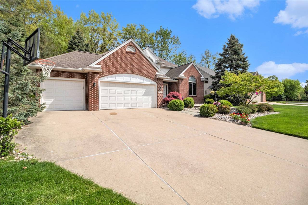 Saline, MI 48176-1800,454 Breconshire Drive
