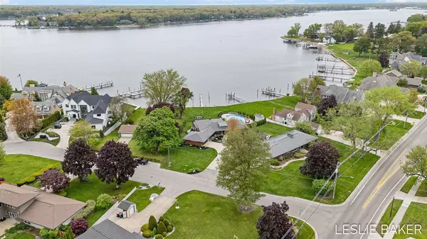 Holland, MI 49423,833 Allen Drive