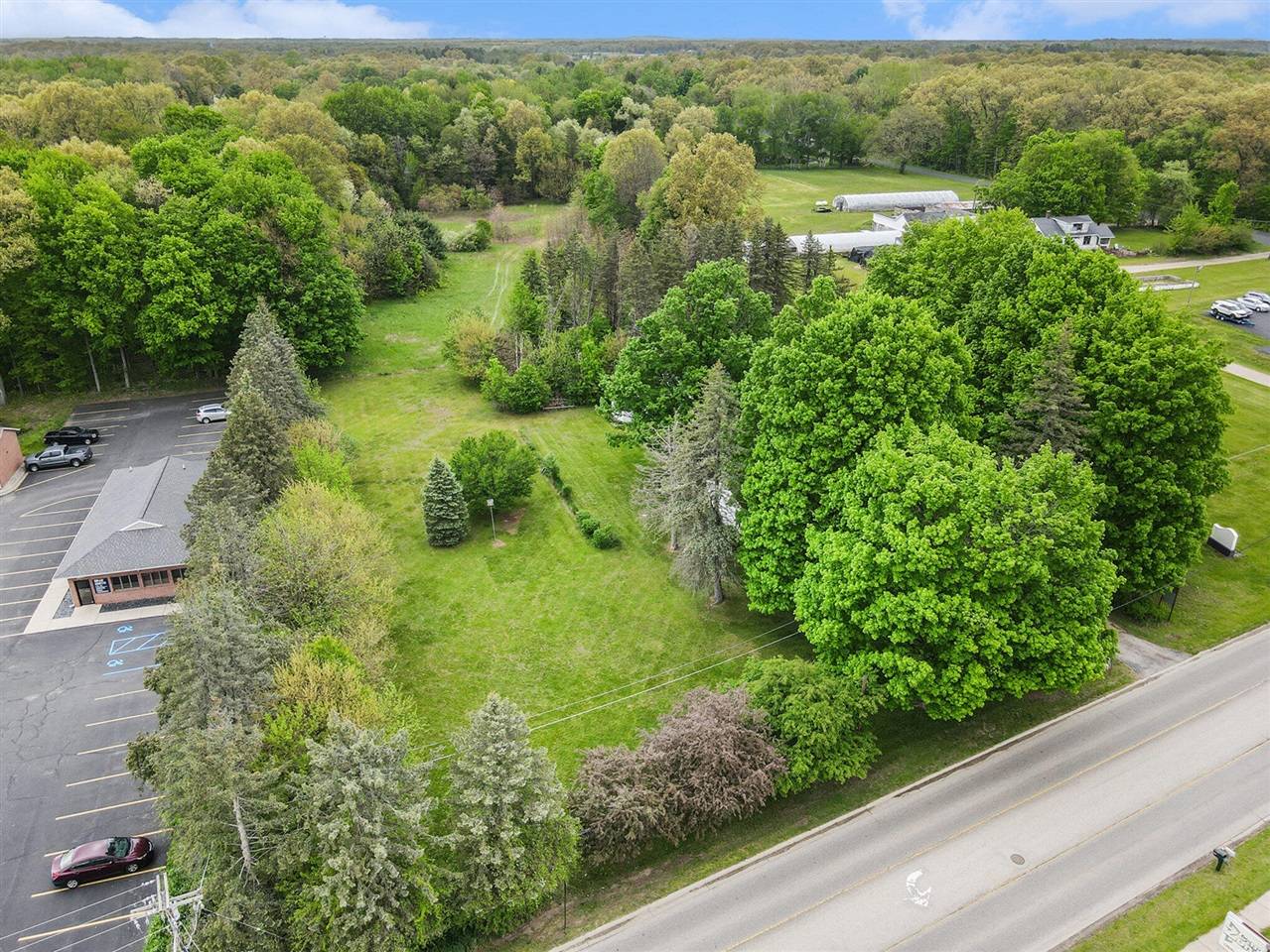 Paw Paw, MI 49079,1069 E Michigan Avenue