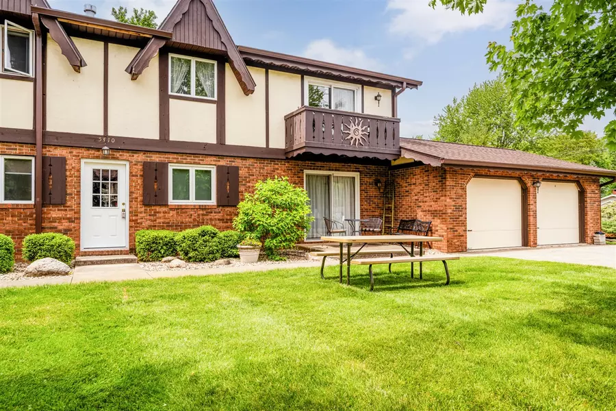 5410 Country Aire Drive, Coloma, MI 49038-8607