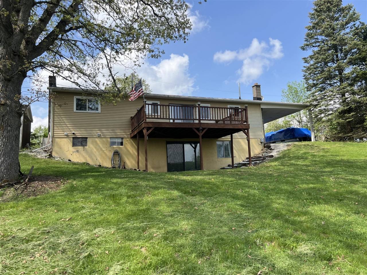 6569 Bird Lake Rd S Road, Osseo, MI 49266