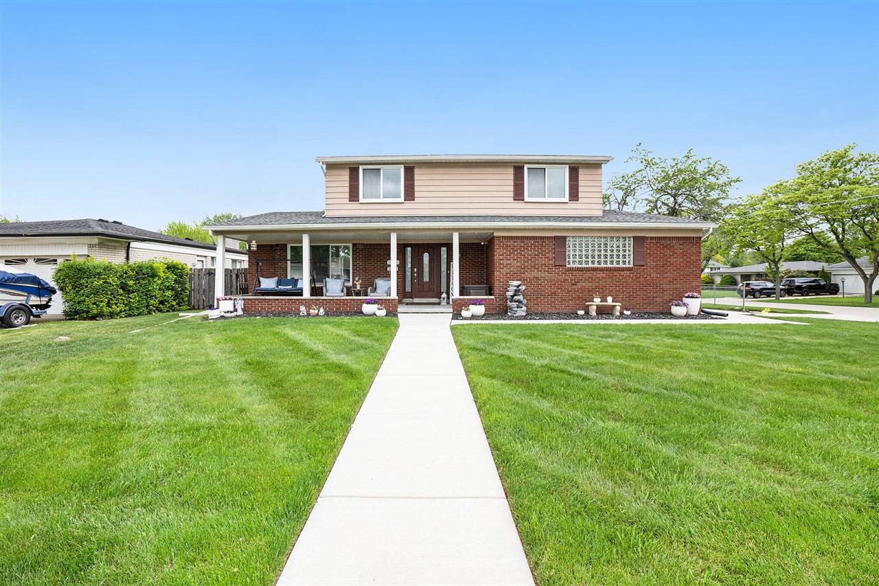 34683 Macdonald Drive, Sterling Heights, MI 48310-5314