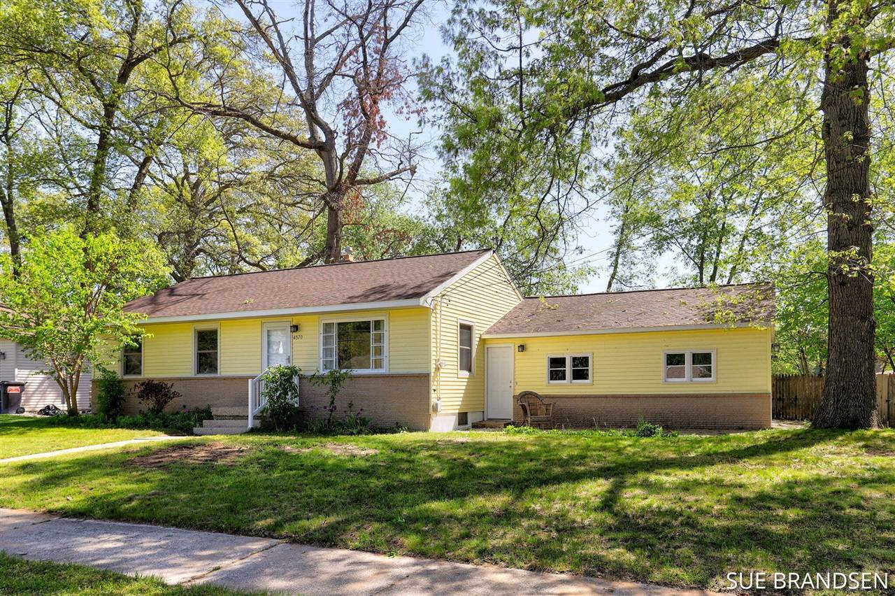 Kentwood, MI 49508,4570 Grantwood Avenue
