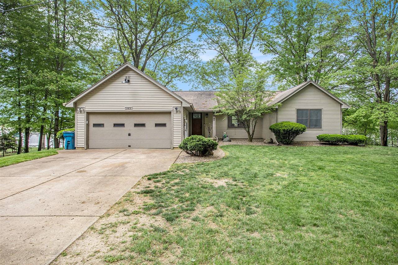 283 Cotton Lake Road, Battle Creek, MI 49014-9554