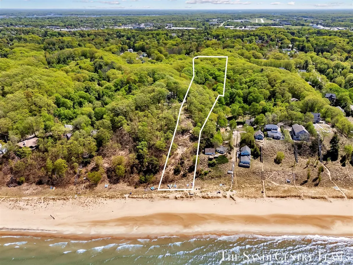 Grand Haven, MI 49417-8643,18111 Ridge Drive