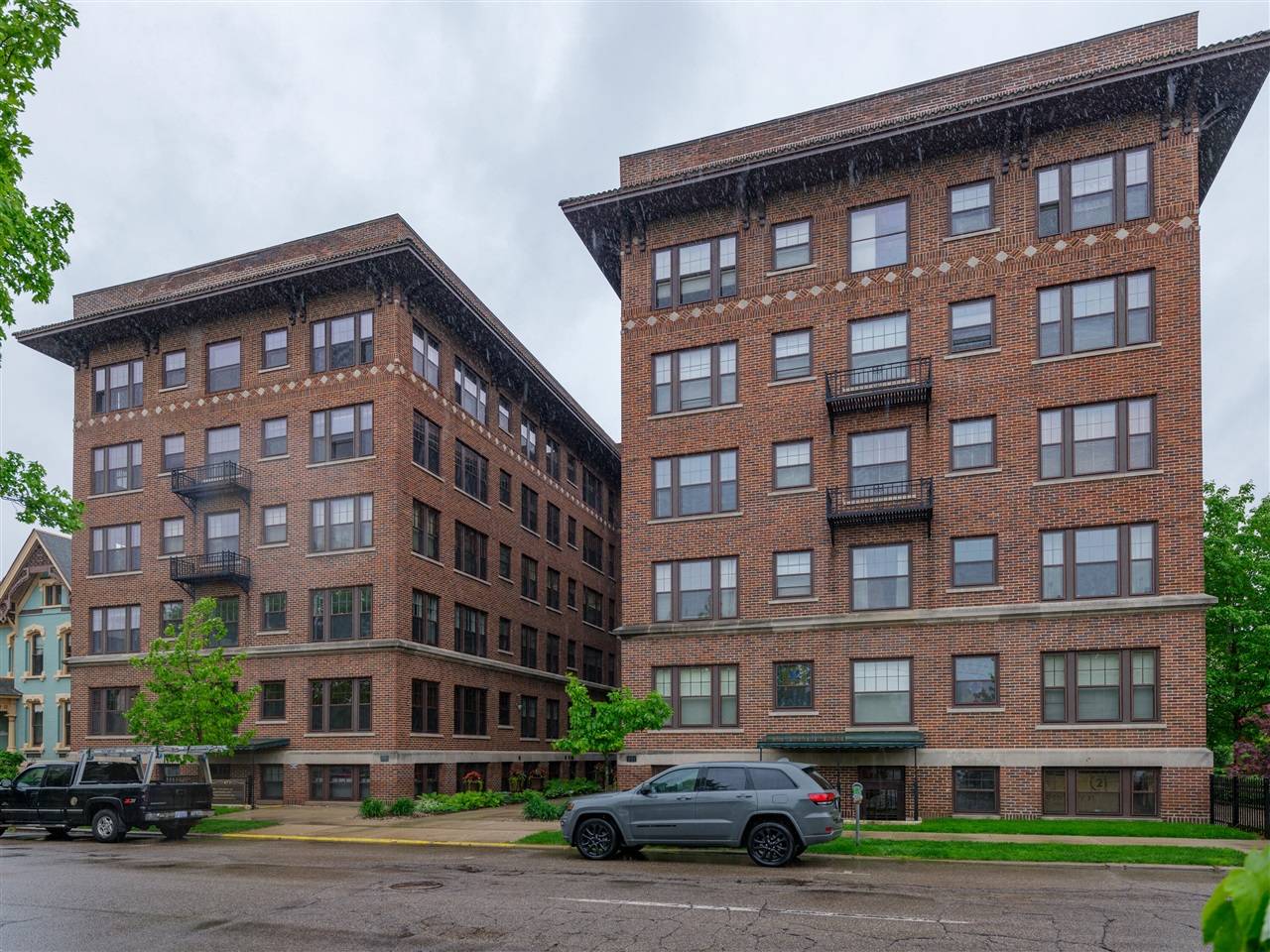 471 W South Street, Kalamazoo, MI 49007-4678