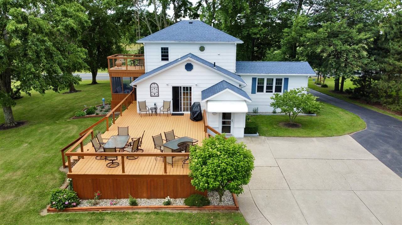 8595 E Napier Avenue, Benton Harbor, MI 49022