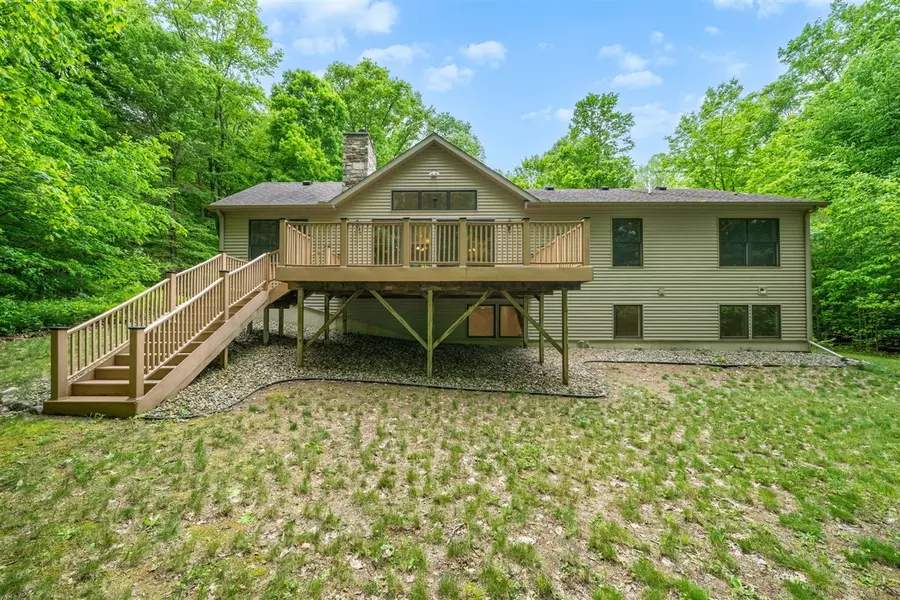 64711 Shorewood Lane, Cassopolis, MI 49031