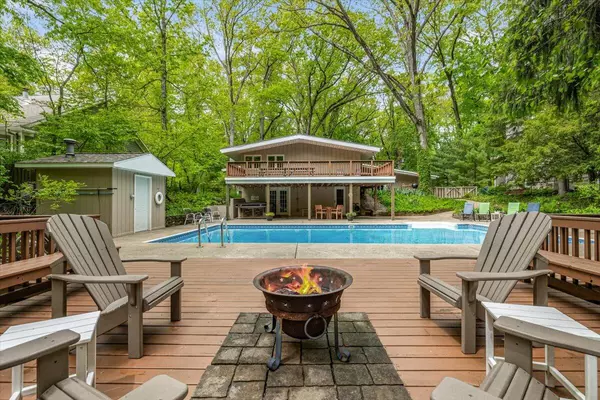 14438 Spring Creek Drive, New Buffalo, MI 49117