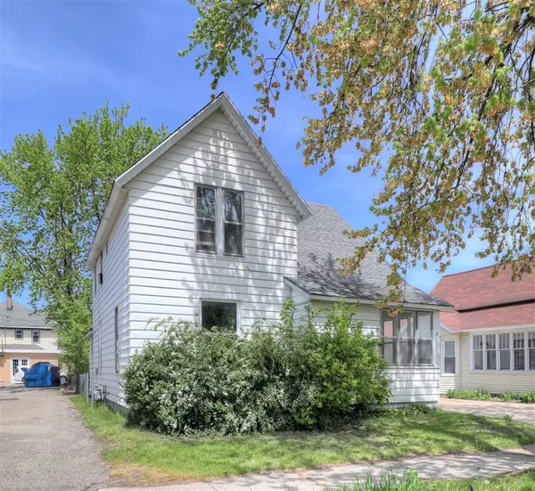 Holland, MI 49423,13 W 17th St Street