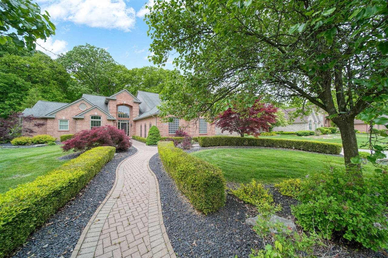 2349 River Woods Drive, Canton, MI 48188-3284