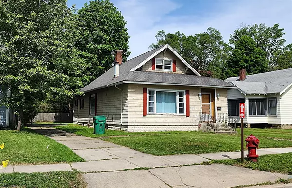 1006 N Main Street, Three Rivers, MI 49093