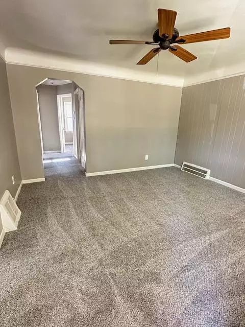 Lincoln Park, MI 48146-3916,1858 Leblanc Street