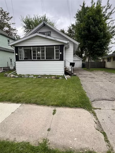 937 S Holmes Street, Lansing, MI 48912-1942