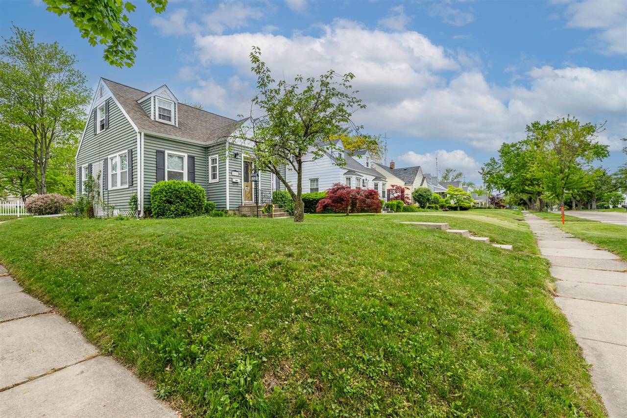 Saint Joseph, MI 49085-2040,2630 Willa Drive