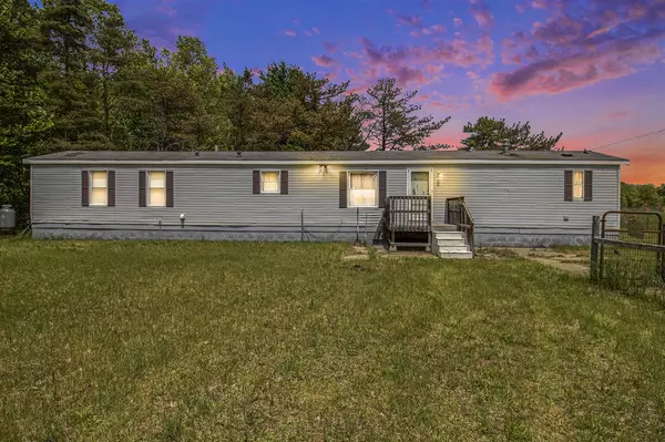 2405 175th Avenue, Morley, MI 49336-9412