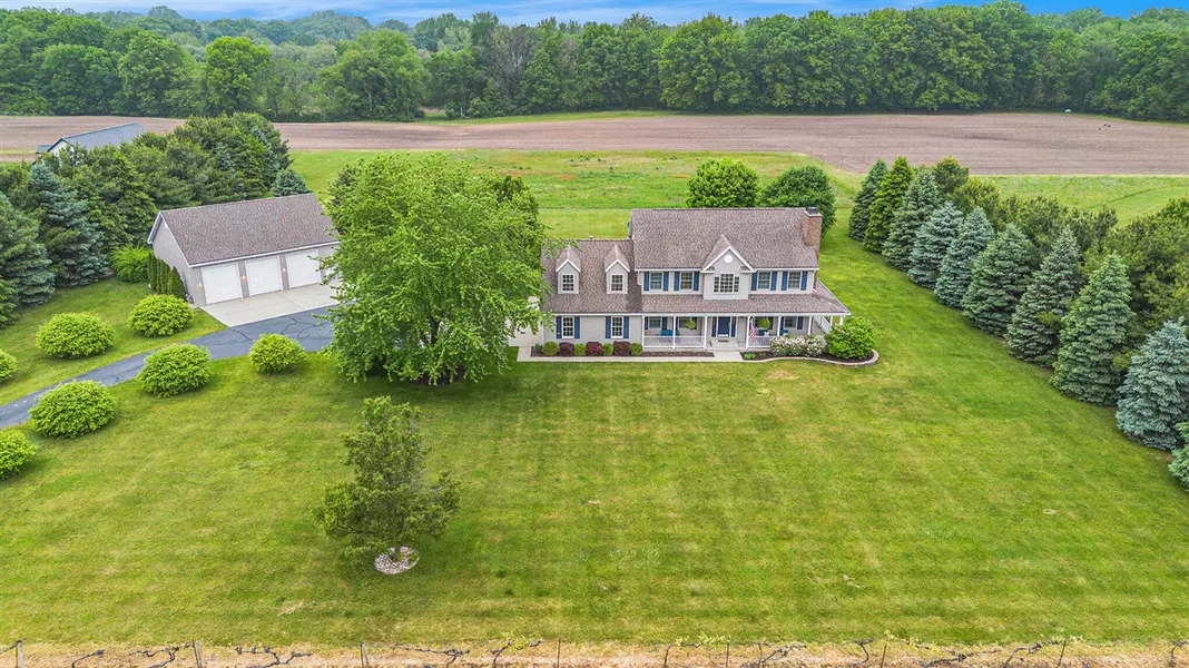 2191 W Linco Road, Stevensville, MI 49127-8738