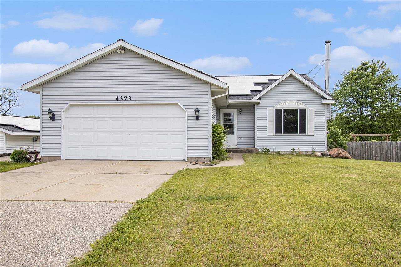 4273 20th Street, Dorr, MI 49323