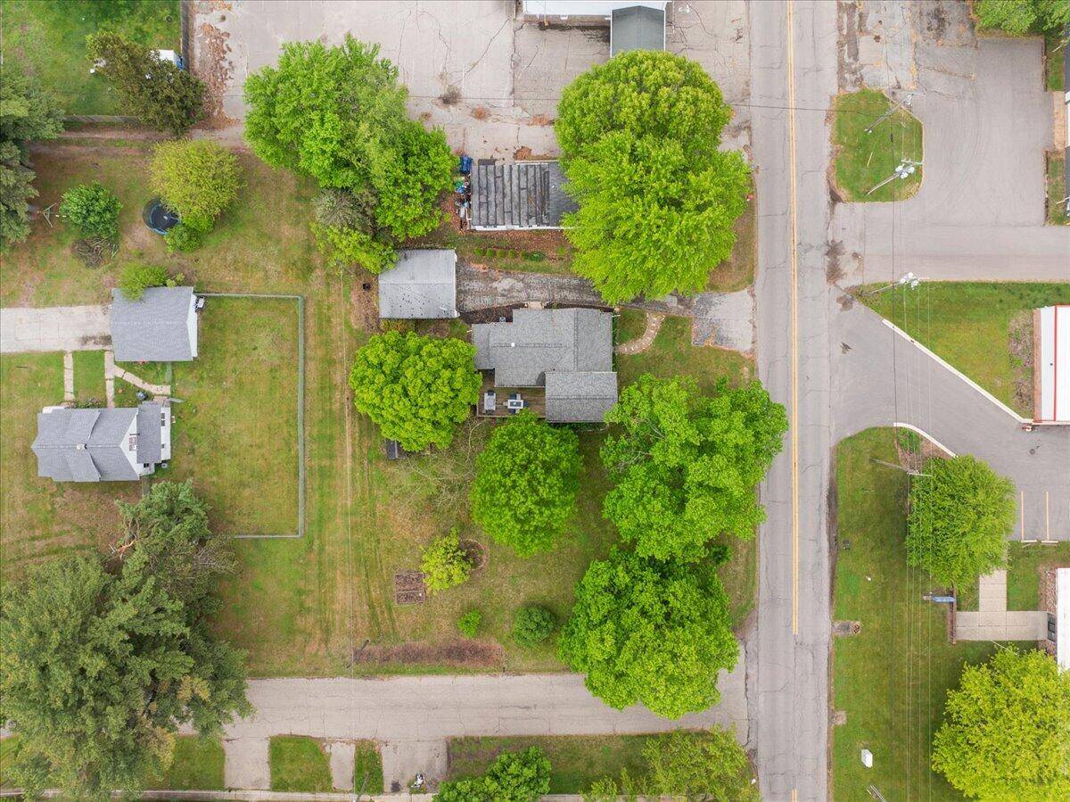 Coloma, MI 49038-9485,371 Park Street