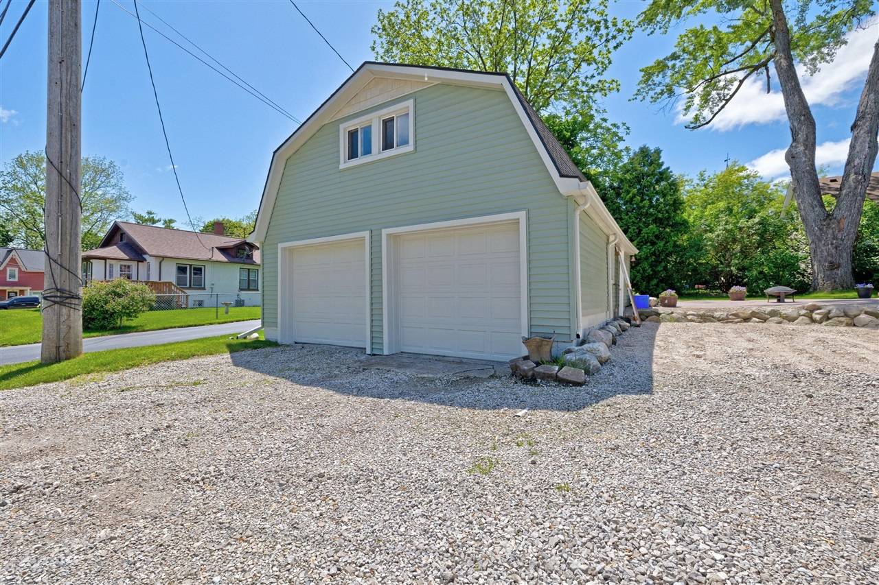 Lake Orion, MI 48362,350 N Broadway Street