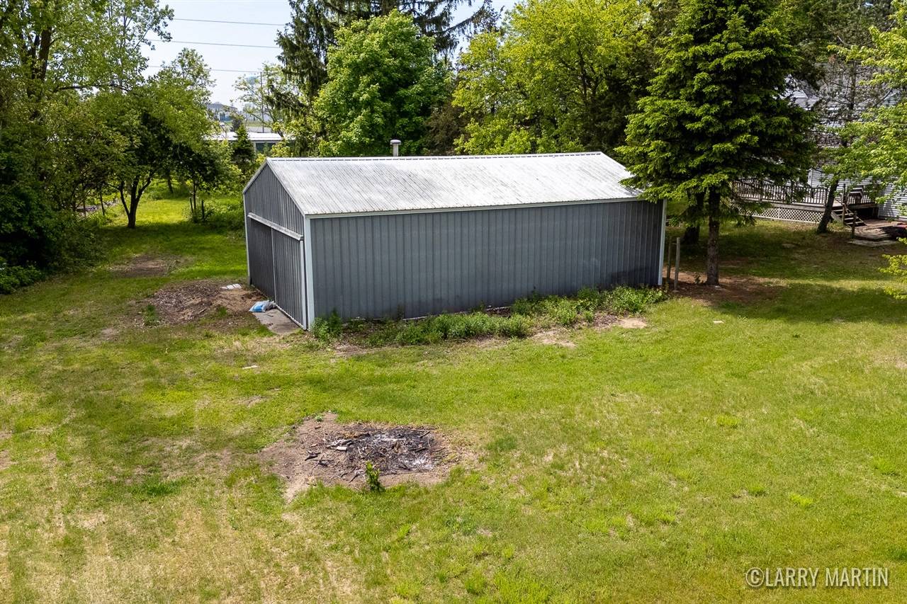 South Haven, MI 49090-7321,70903 County Road 388