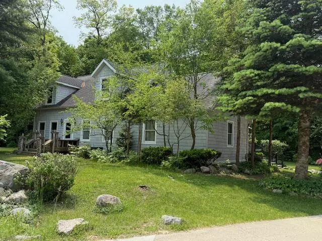 285 Scott Street, Newaygo, MI 49337