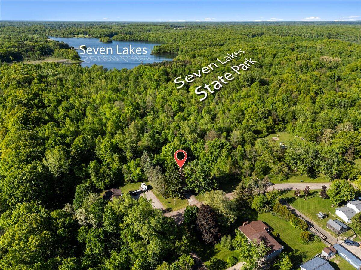 Fenton, MI 48430-1638,1227 Taos Drive