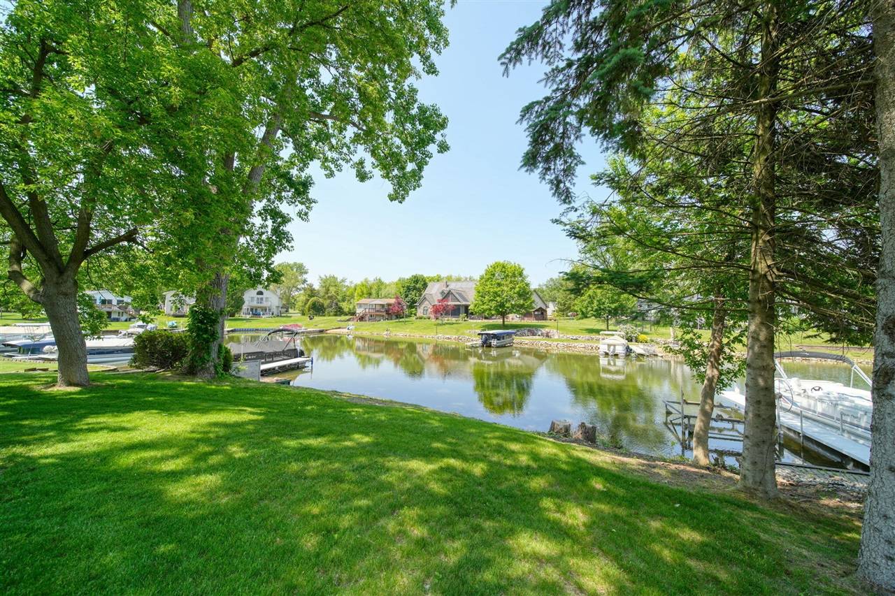 Brooklyn, MI 49230-9734,112 Abbott Lane