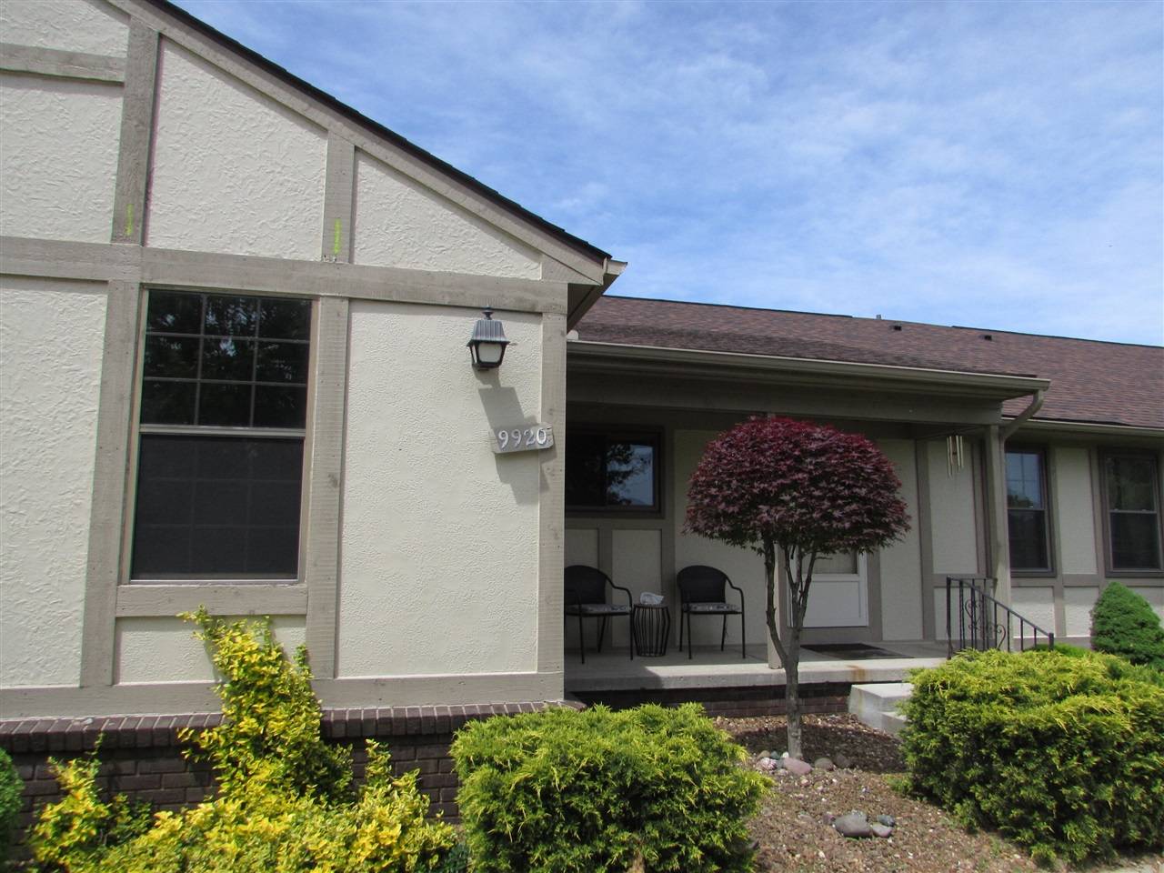 9920 Cambridge Court, South Lyon, MI 48178