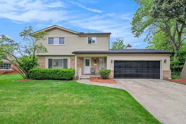 West Bloomfield, MI 48322-1701,4014 Orchard Crest Drive