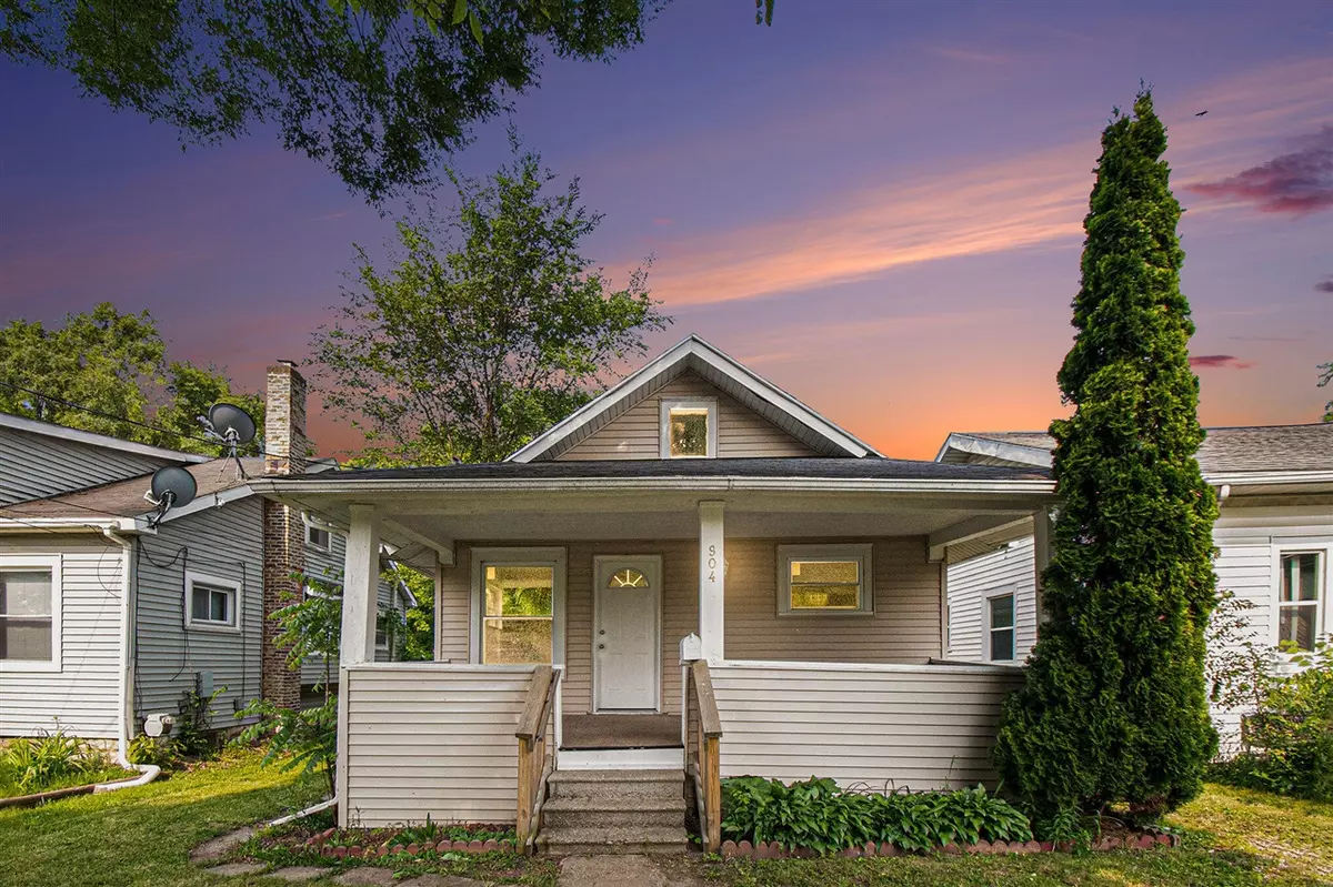 Lansing, MI 48915-1036,904 Riverview Avenue