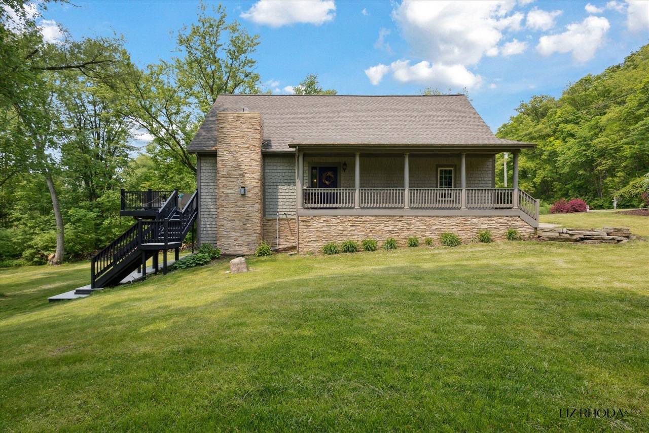 Ada, MI 49301,10058 Fulton Street