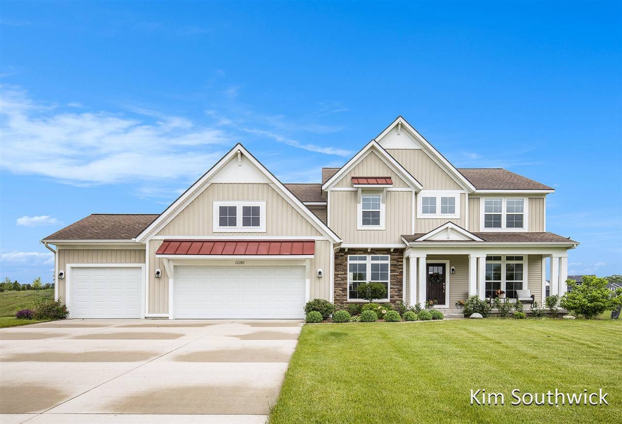 12285 Apple Cart Lane, Lowell, MI 49331