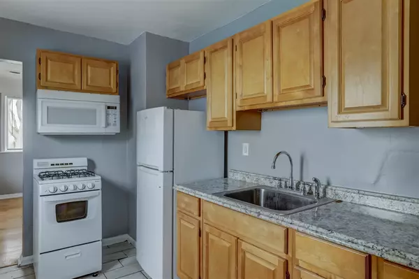 Warren, MI 48089,14008 Hobart Avenue