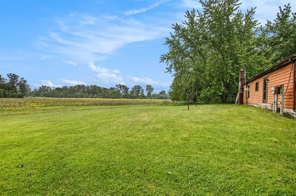 Three Oaks, MI 49128-9717,6727 Youngren Road