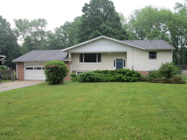 6005 Saint Joseph Avenue, Stevensville, MI 49127-1235