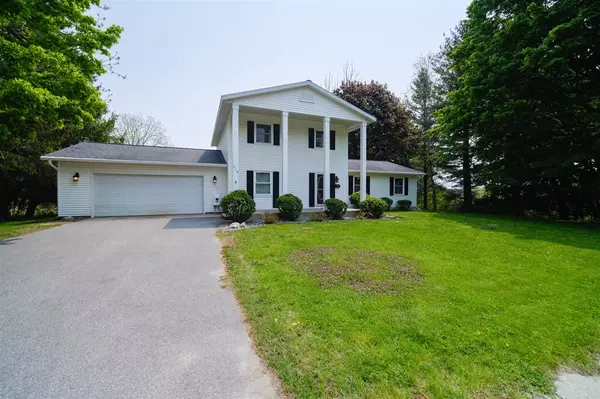 819 Elm Street, Manistee, MI 49660-2035