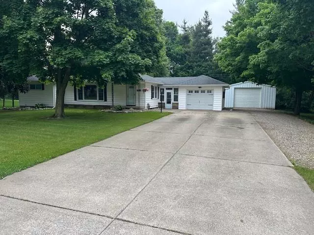 Three Rivers, MI 49093,55441 Buckhorn Road
