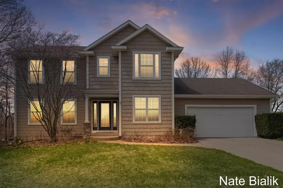 7165 Keystone Court, Jenison, MI 49428-7798
