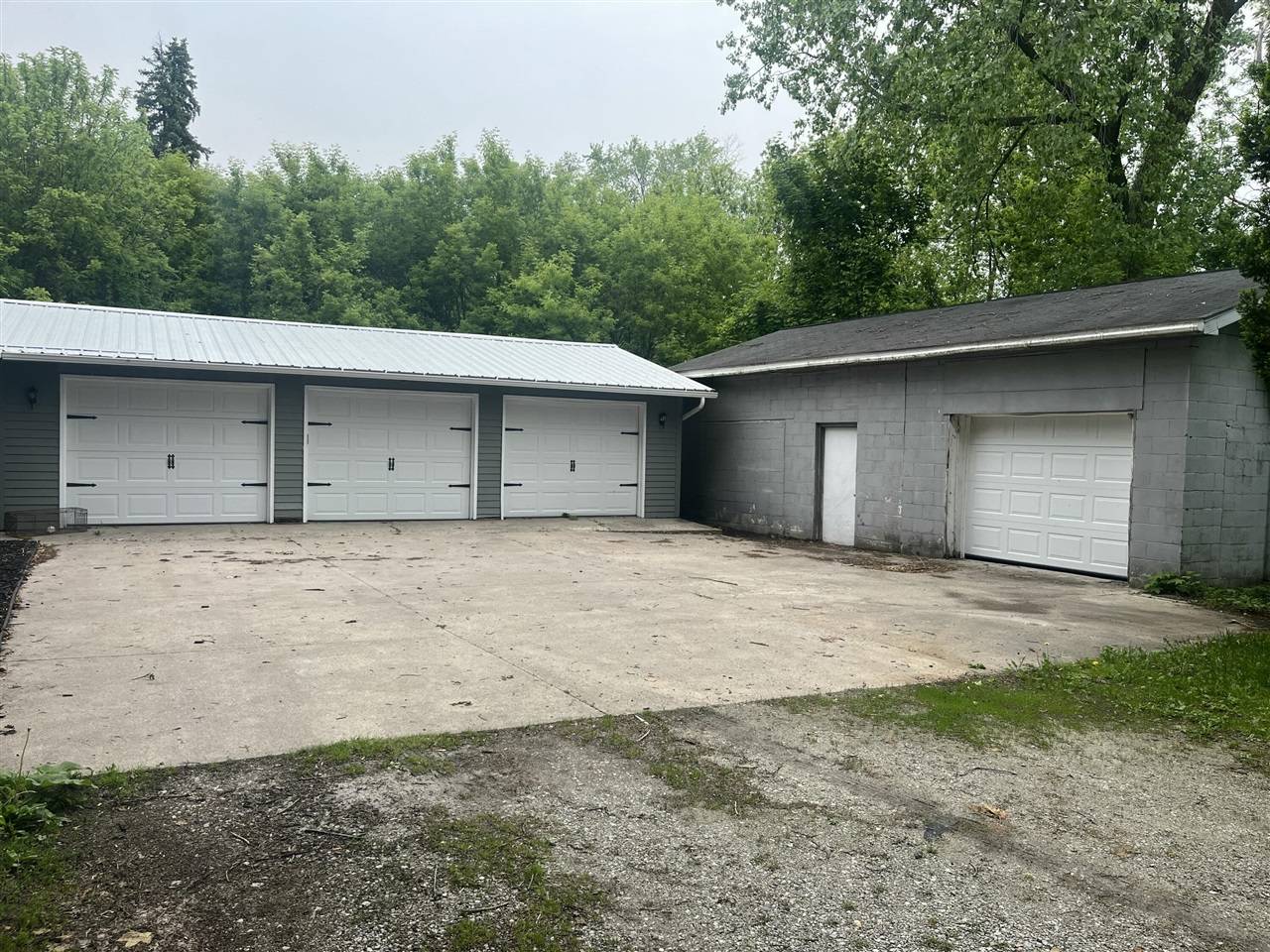 Grant, MI 49327-9663,91 E Commerce Street