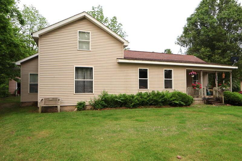 113 S Park Street, Union City, MI 49094-1221