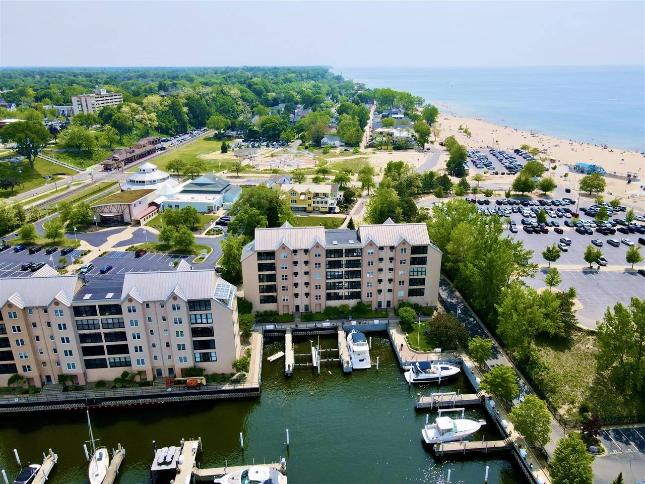 240 Water Street, Saint Joseph, MI 49085-1175