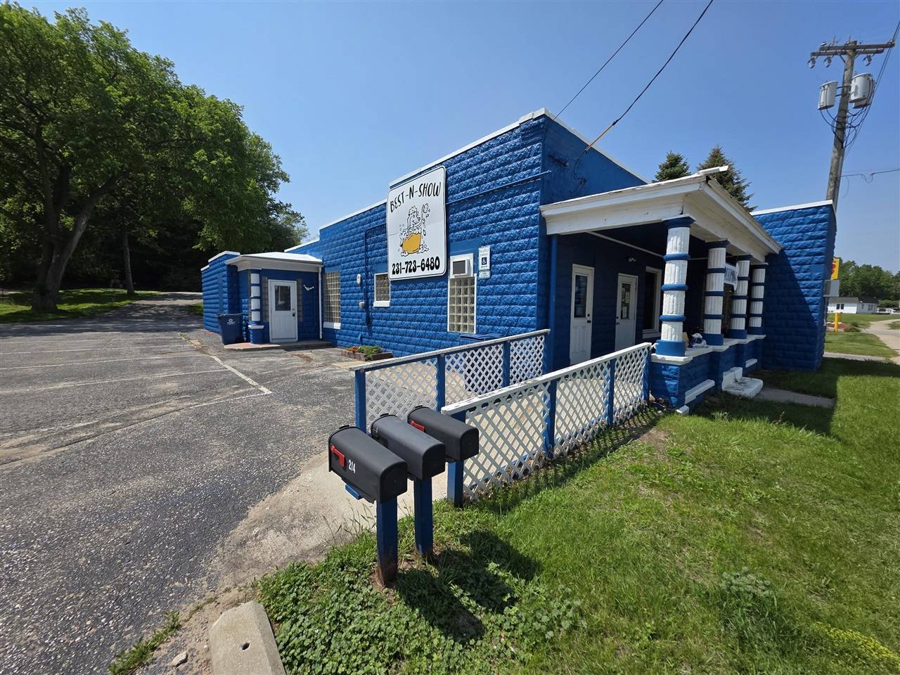 214 Arthur Street, Manistee, MI 49660-1106
