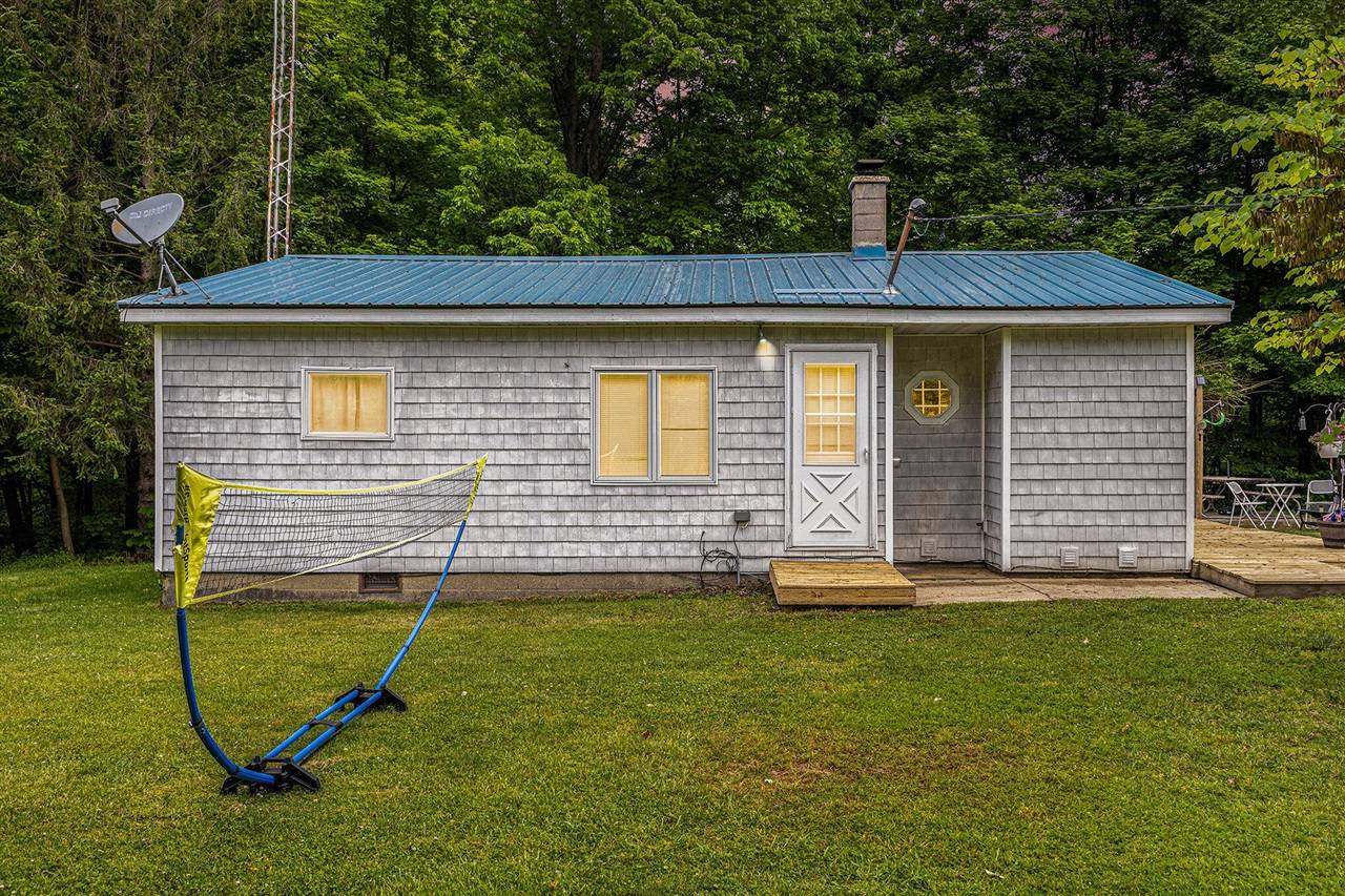 62954 County Road 384, South Haven, MI 49090-8151