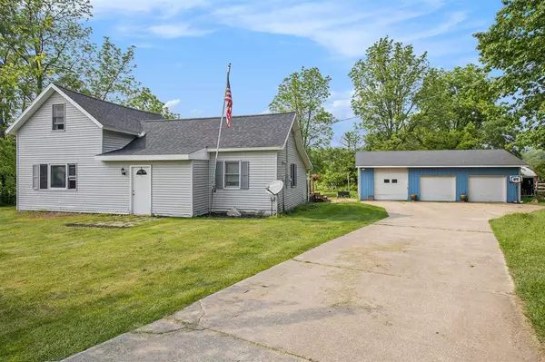 Bronson, MI 49028-9258,324 Cranson Road